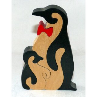 Holzpinguin mit Küken 12